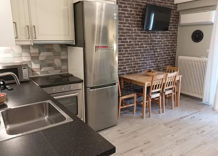 Forest Salonica شقة سالونيك